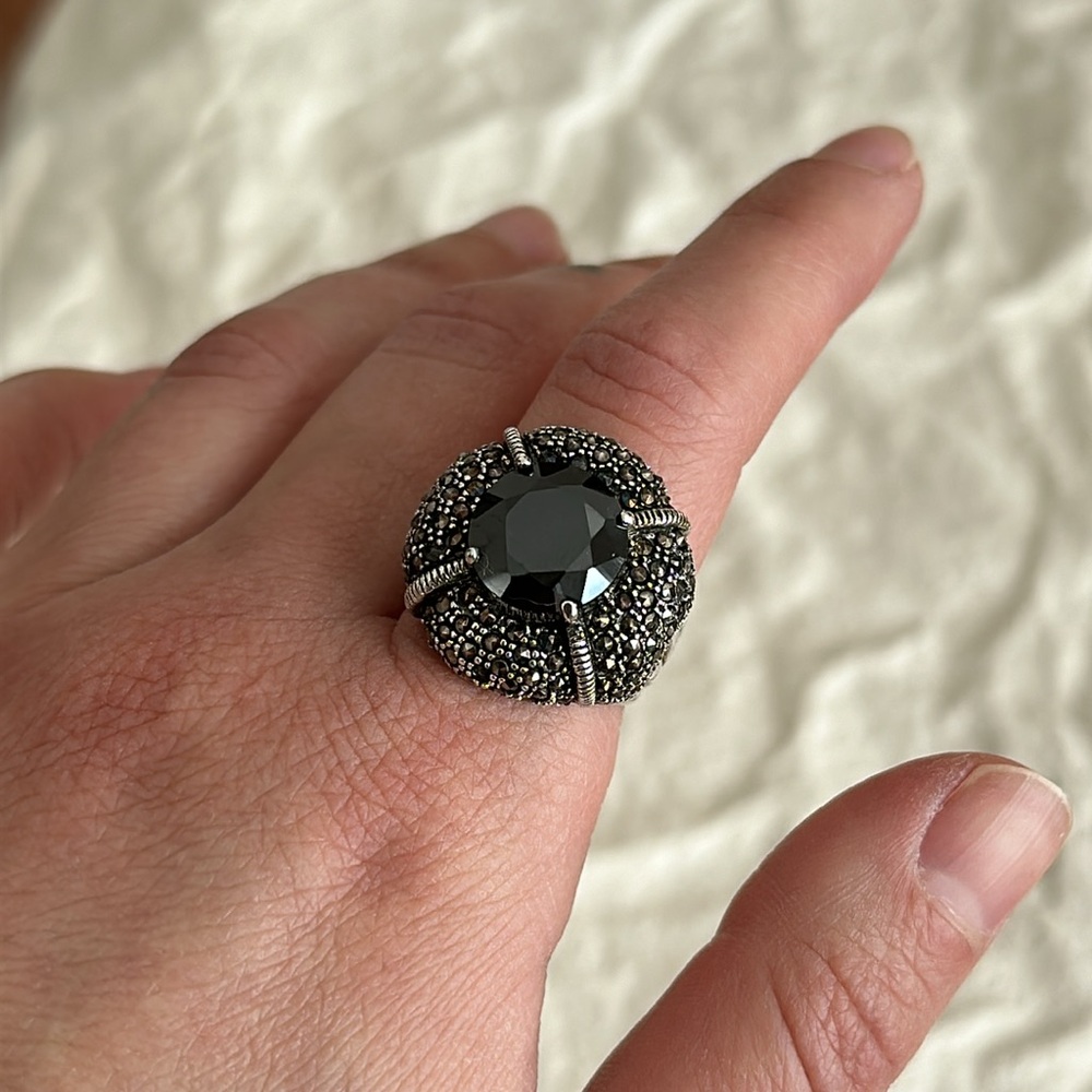 Black Spinel Ring Sz8 - Picture 4 of 5